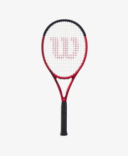 Load image into Gallery viewer, Swing comfortably and swing confidently with the Clash 100L v2, a lighter racket with the same enticing benefits that have come to define the Clash franchise.